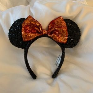 Disney sequin Minnie ears
